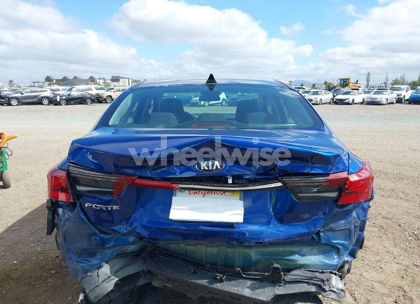 Photo 6 of 2021 Kia Forte LXS (VIN 3KPF24AD1ME403205)