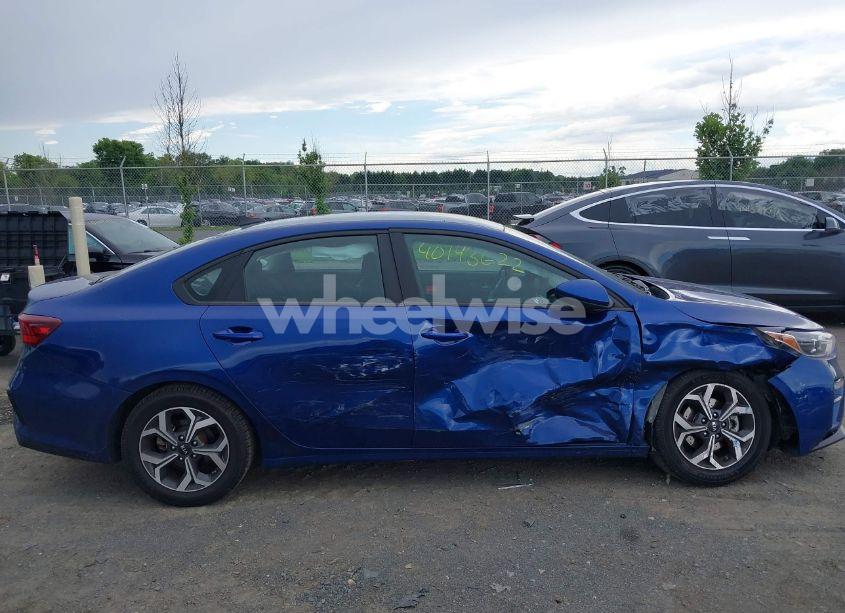 Photo 13 of 2021 Kia Forte LXS (VIN 3KPF24AD1ME407917)