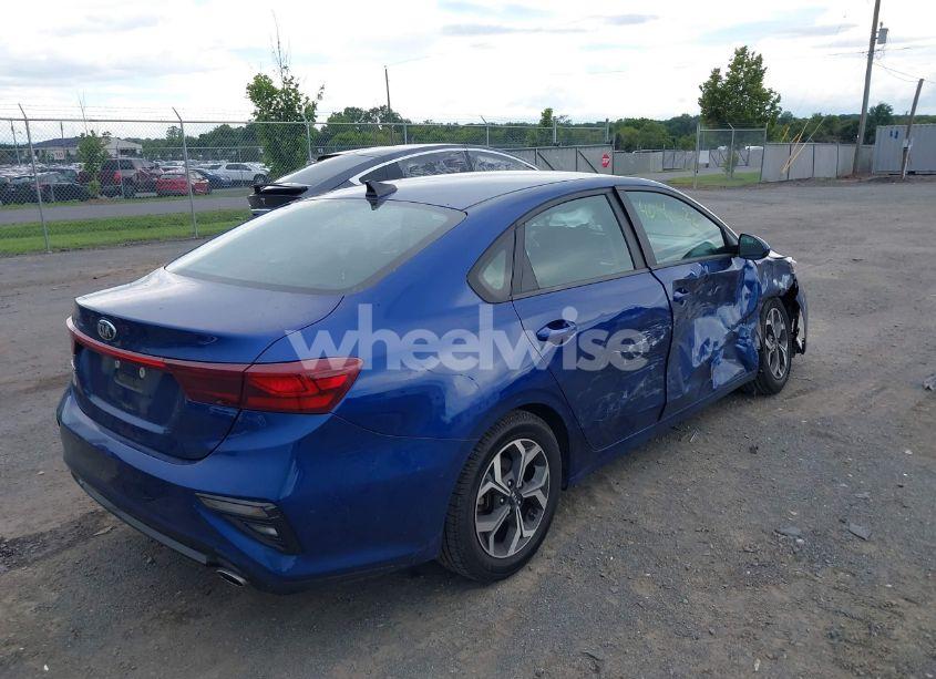 Photo 4 of 2021 Kia Forte LXS (VIN 3KPF24AD1ME407917)