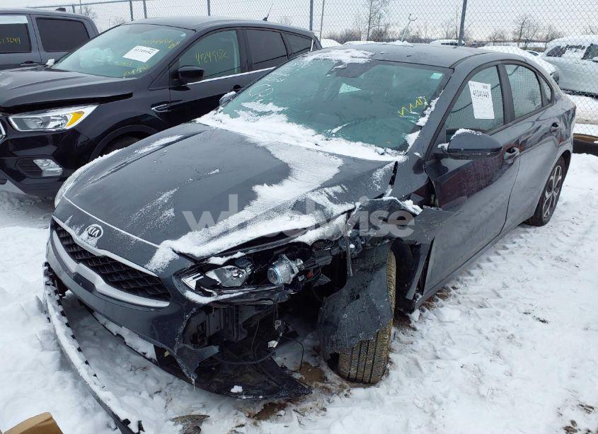 Photo 2 of 2021 Kia Forte LXS (VIN 3KPF24AD1ME413846)