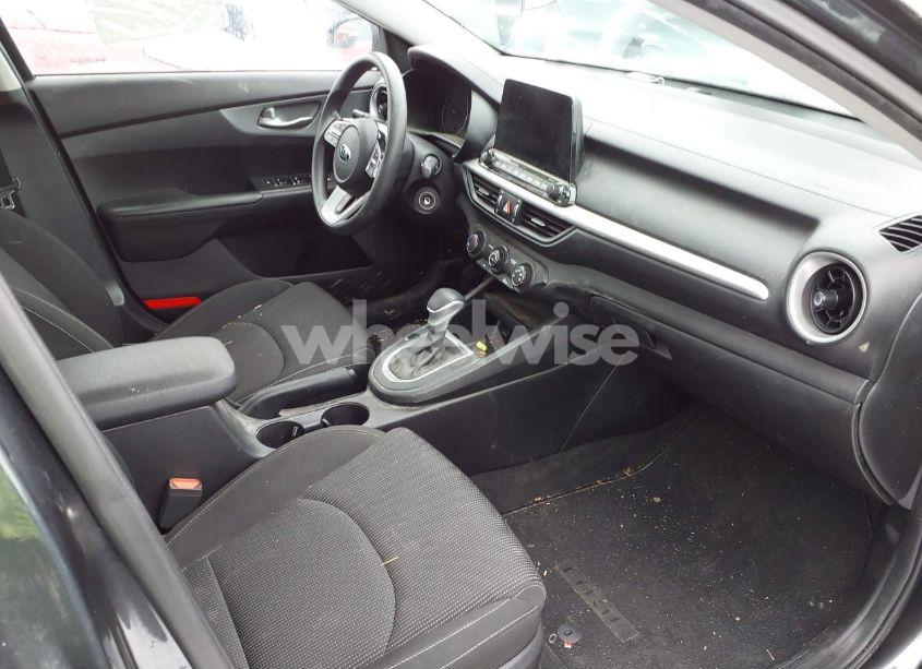 Photo 5 of 2021 Kia Forte LXS (VIN 3KPF24AD1ME413846)