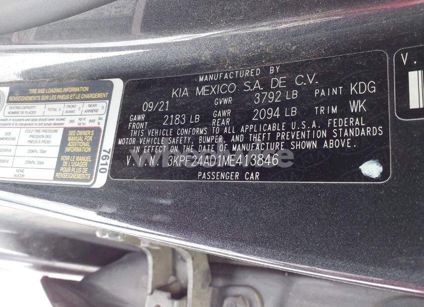 Photo 9 of 2021 Kia Forte LXS (VIN 3KPF24AD1ME413846)