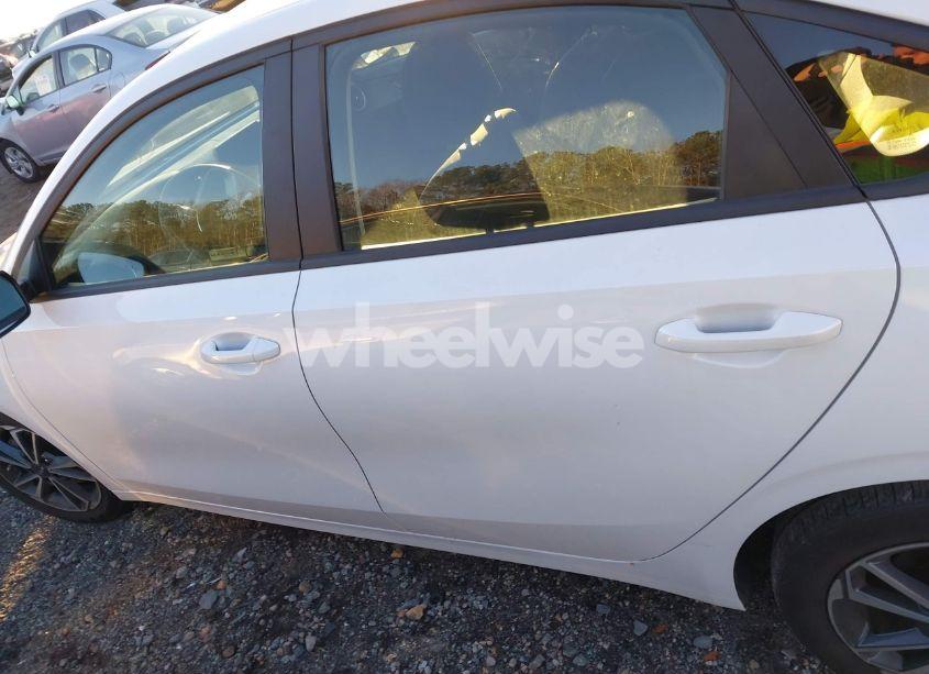 Photo 14 of 2022 Kia Forte LXS (VIN 3KPF24AD1NE443270)