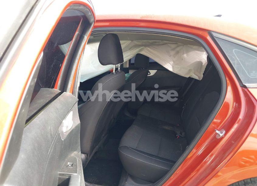 Photo 8 of 2022 Kia Forte LXS (VIN 3KPF24AD1NE472235)