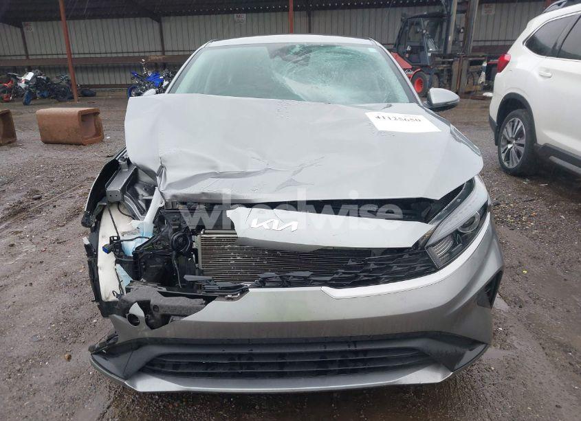 Photo 12 of 2022 Kia Forte LXS (VIN 3KPF24AD1NE493327)