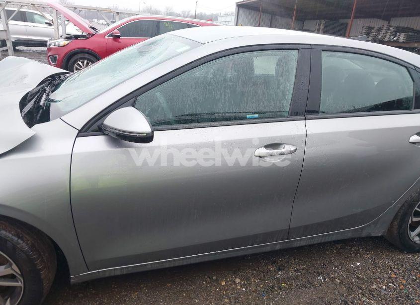 Photo 14 of 2022 Kia Forte LXS (VIN 3KPF24AD1NE493327)