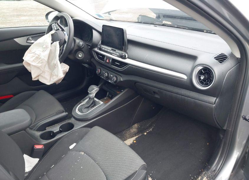 Photo 5 of 2023 Kia Forte LXS (VIN 3KPF24AD1PE505642)