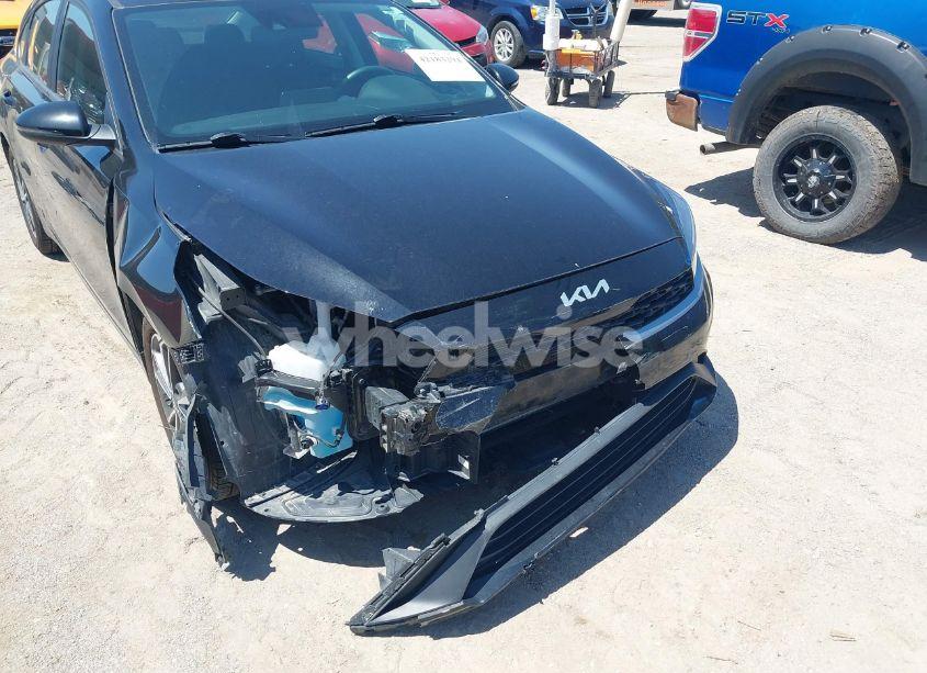 Photo 6 of 2023 Kia Forte LXS (VIN 3KPF24AD1PE527981)