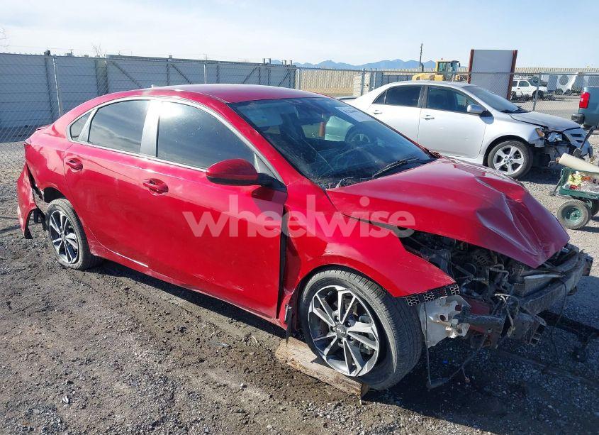 2023 Kia Forte LXS (VIN 3KPF24AD1PE543517) main photo
