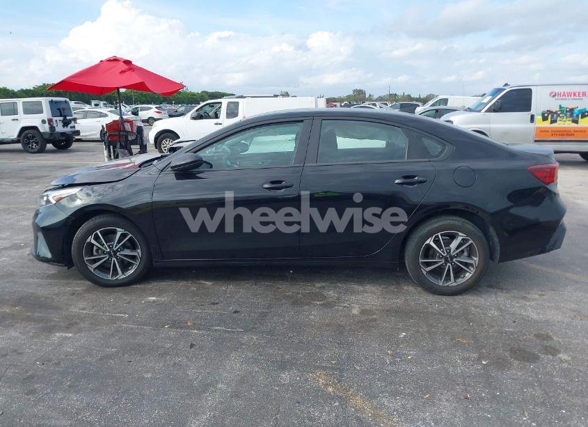 Photo 14 of 2023 Kia Forte LXS (VIN 3KPF24AD1PE550452)