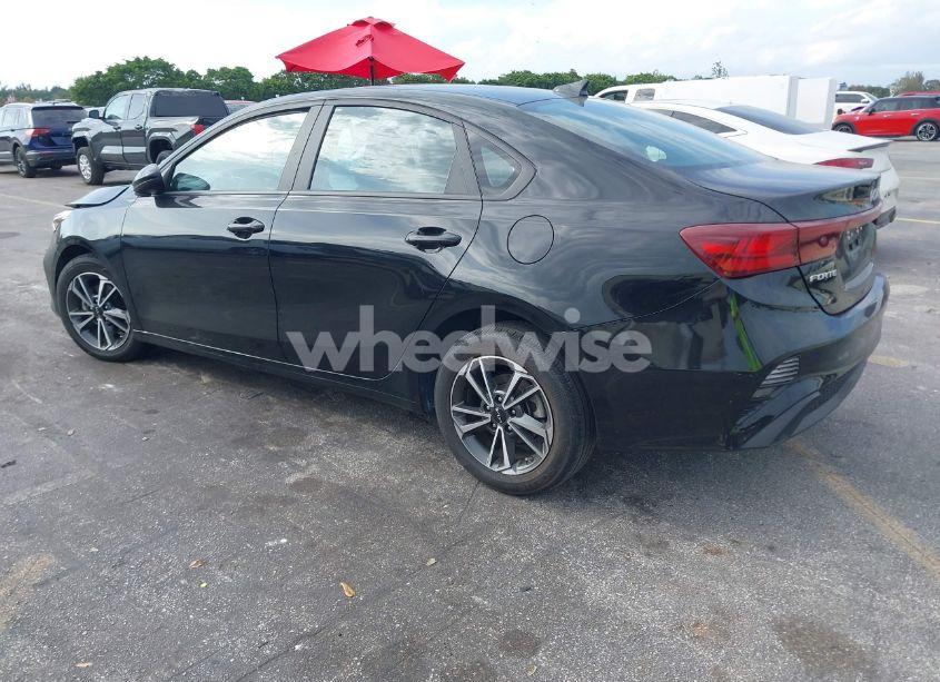 Photo 3 of 2023 Kia Forte LXS (VIN 3KPF24AD1PE550452)