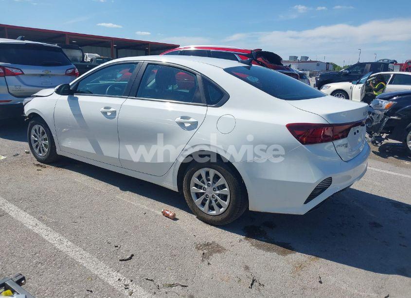 Photo 3 of 2023 Kia Forte LX (VIN 3KPF24AD1PE550919)