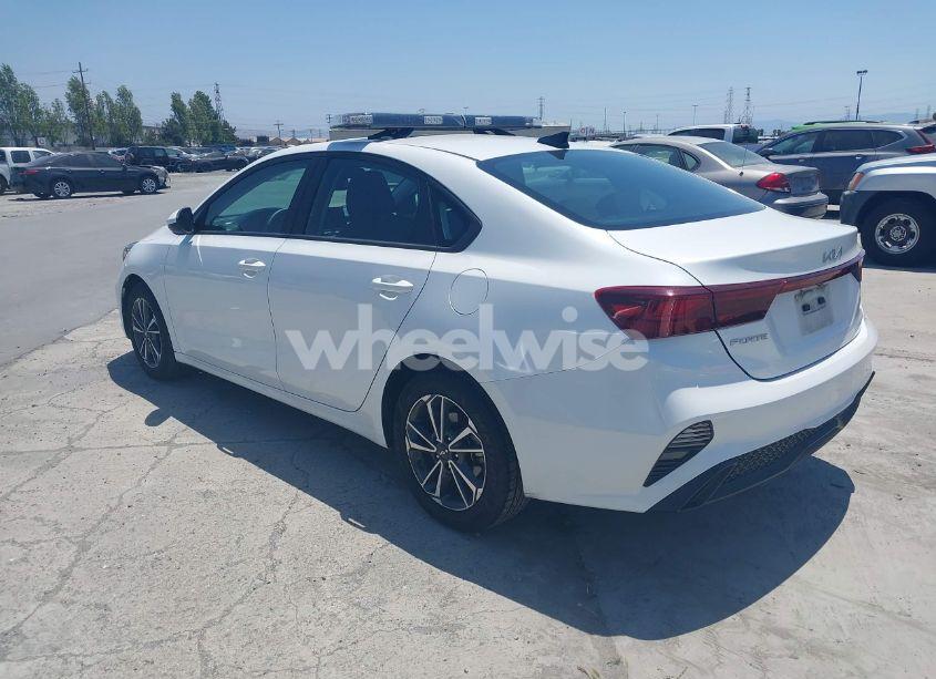 Photo 3 of 2023 Kia Forte LXS (VIN 3KPF24AD1PE554811)