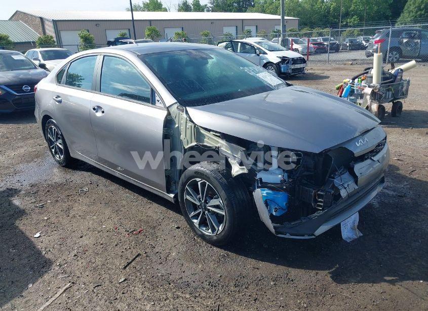 2023 Kia Forte LXS (VIN 3KPF24AD1PE555862) main photo