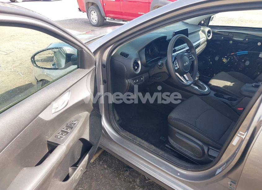 Photo 5 of 2023 Kia Forte LXS (VIN 3KPF24AD1PE555862)