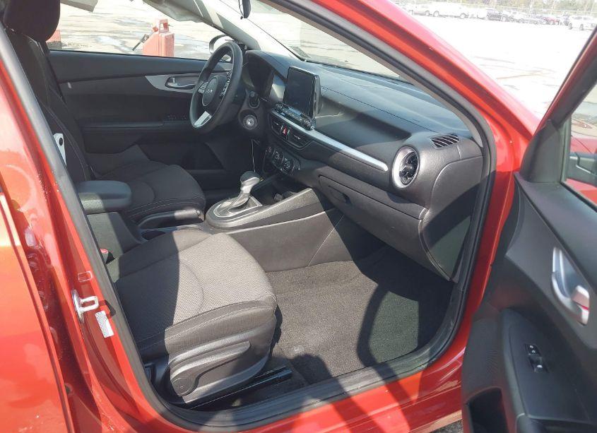 Photo 5 of 2023 Kia Forte LX/LXS (VIN 3KPF24AD1PE557708)