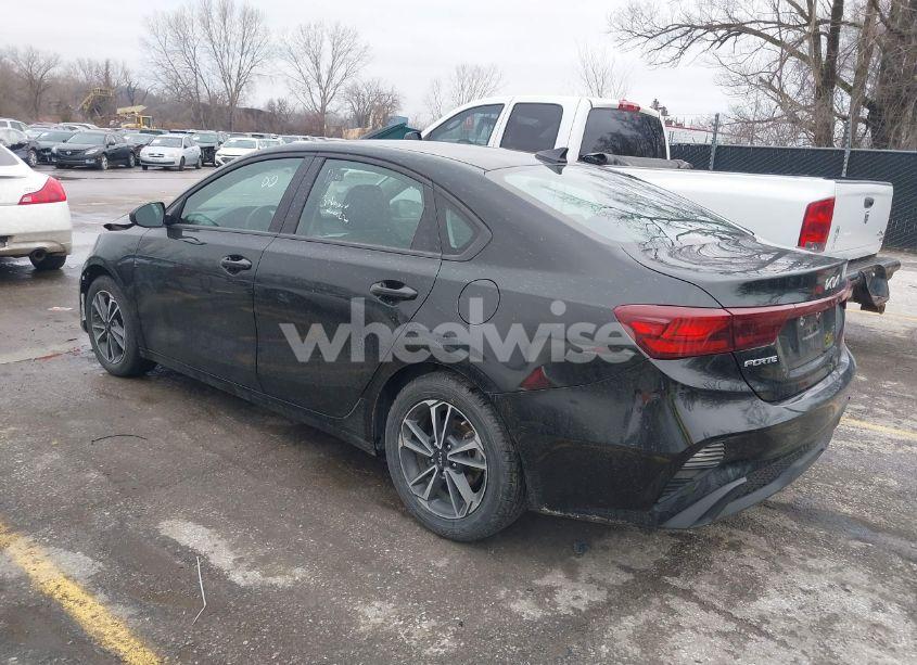 Photo 3 of 2023 Kia Forte LXS (VIN 3KPF24AD1PE595861)