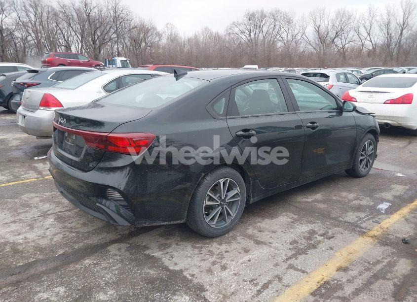 Photo 4 of 2023 Kia Forte LXS (VIN 3KPF24AD1PE595861)