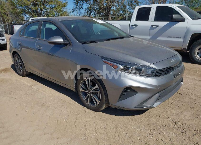 2023 Kia Forte LXS (VIN 3KPF24AD1PE598940) main photo