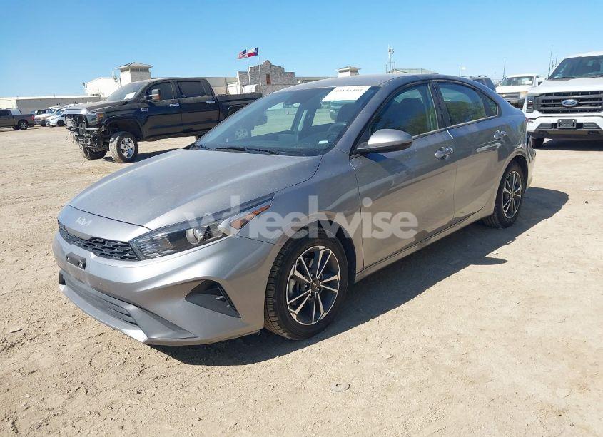 Photo 2 of 2023 Kia Forte LXS (VIN 3KPF24AD1PE598940)