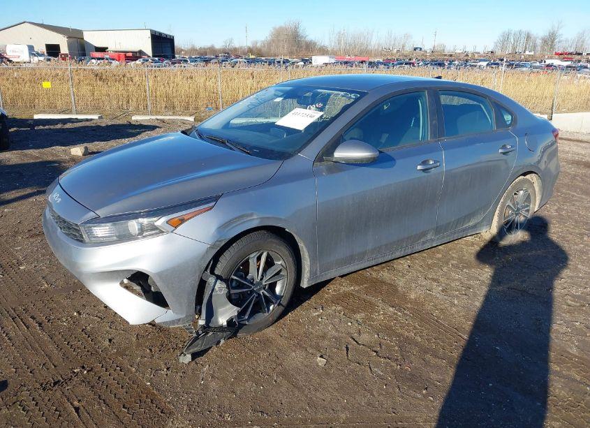 Photo 2 of 2023 Kia Forte LXS (VIN 3KPF24AD1PE608172)