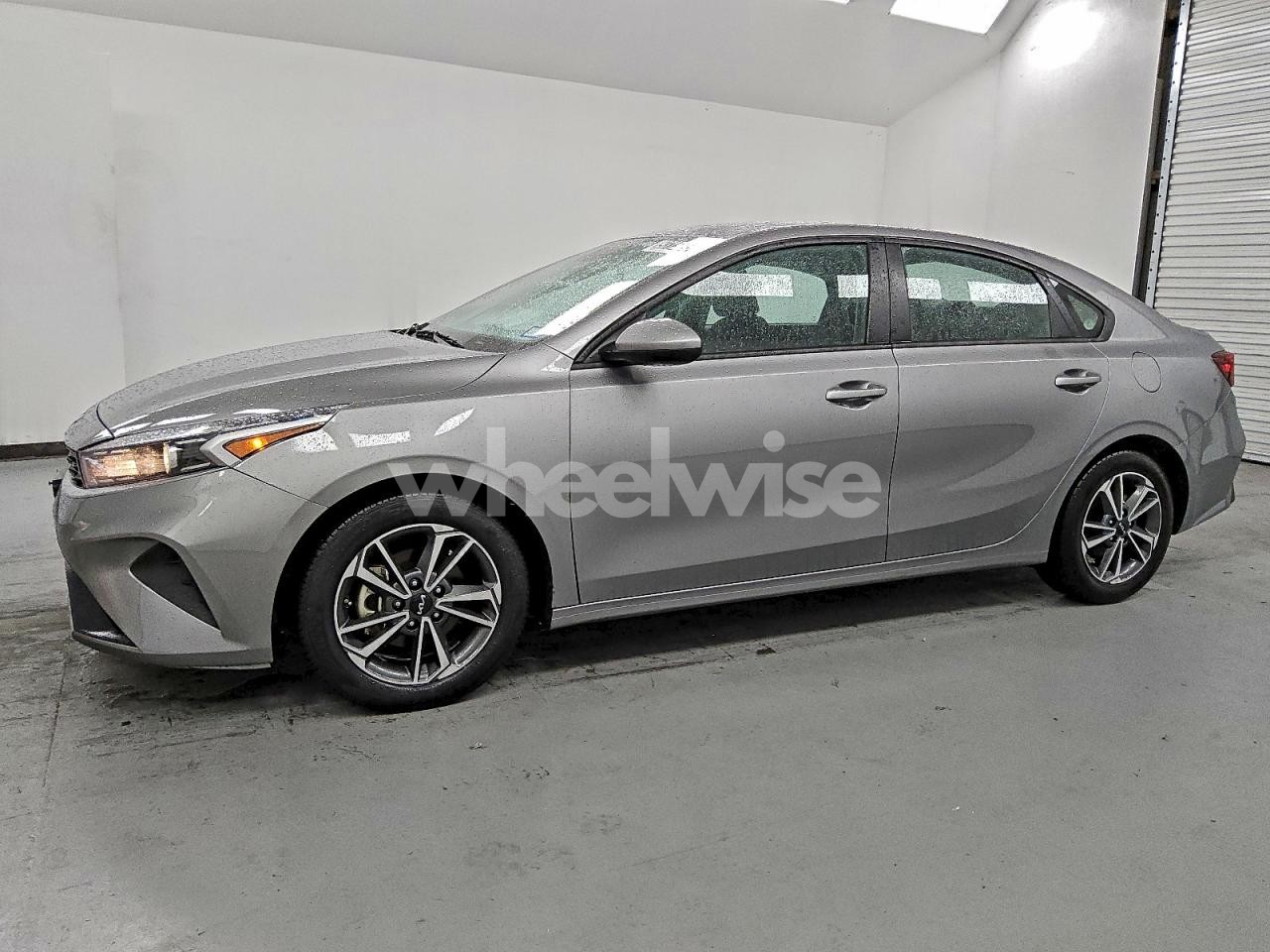 2023 KIA FORTE LX (VIN 3KPF24AD1PE626509) main photo