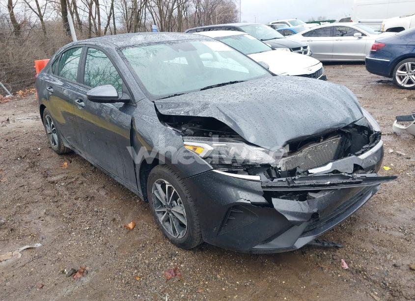 2023 Kia Forte LXS (VIN 3KPF24AD1PE666038) main photo