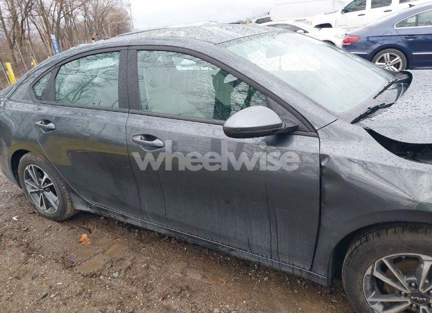 Photo 13 of 2023 Kia Forte LXS (VIN 3KPF24AD1PE666038)