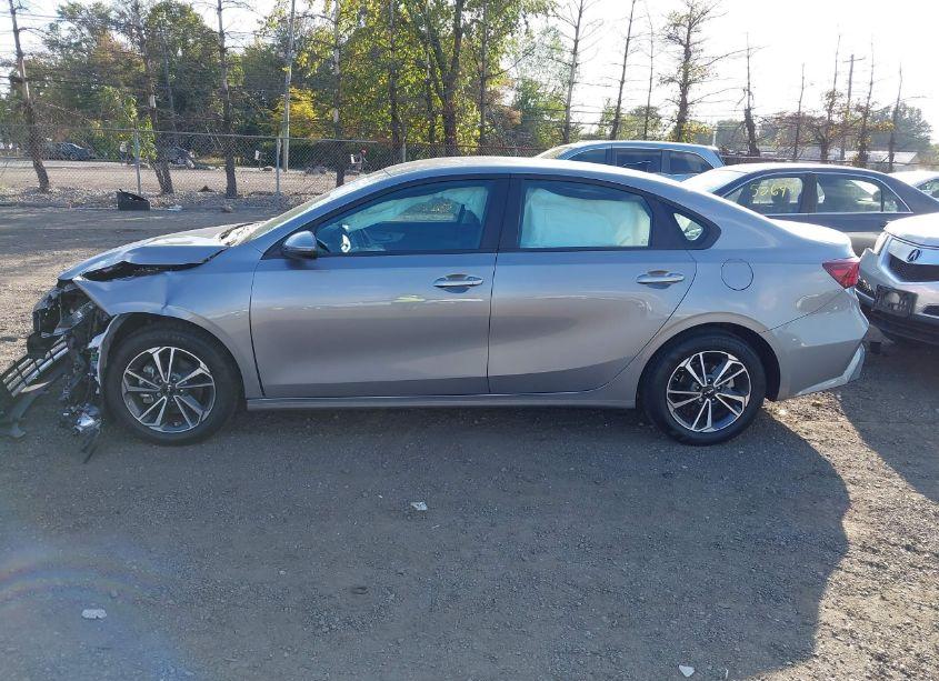 Photo 14 of 2023 Kia Forte LXS (VIN 3KPF24AD1PE674091)