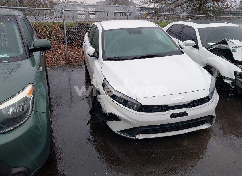 2023 Kia Forte LXS (VIN 3KPF24AD1PE684328) main photo