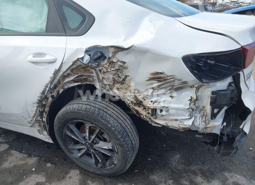 Photo 6 of 2024 Kia Forte LXS (VIN 3KPF24AD1RE719081)