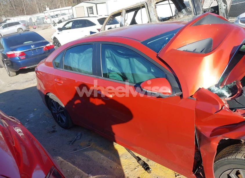 Photo 13 of 2024 Kia Forte LXS (VIN 3KPF24AD1RE729724)