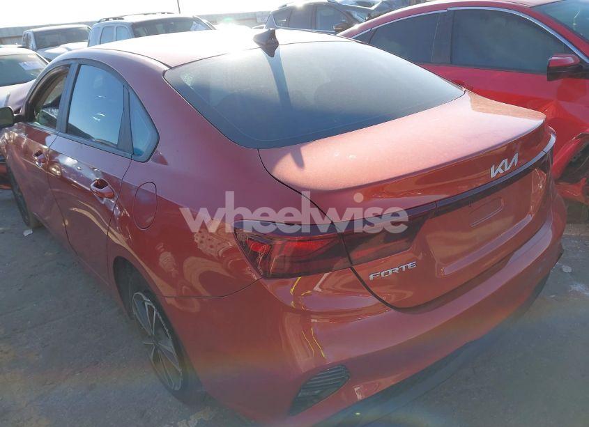 Photo 3 of 2024 Kia Forte LXS (VIN 3KPF24AD1RE729724)