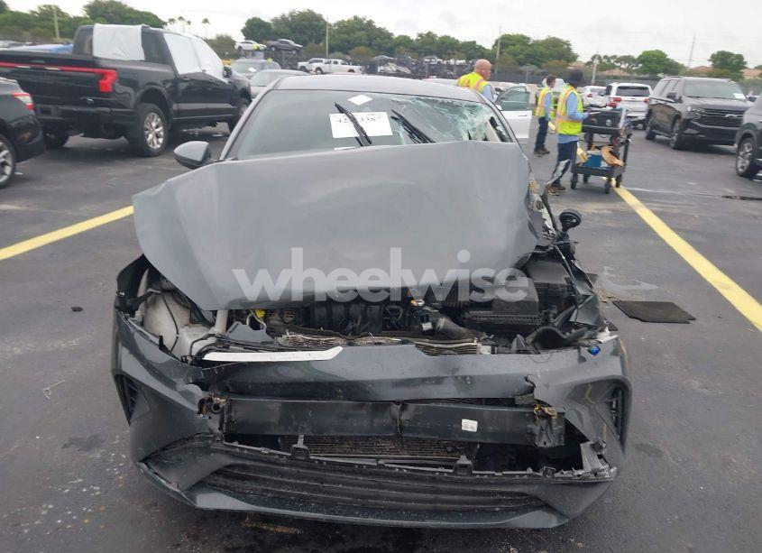 Photo 13 of 2024 Kia Forte LXS (VIN 3KPF24AD1RE733224)