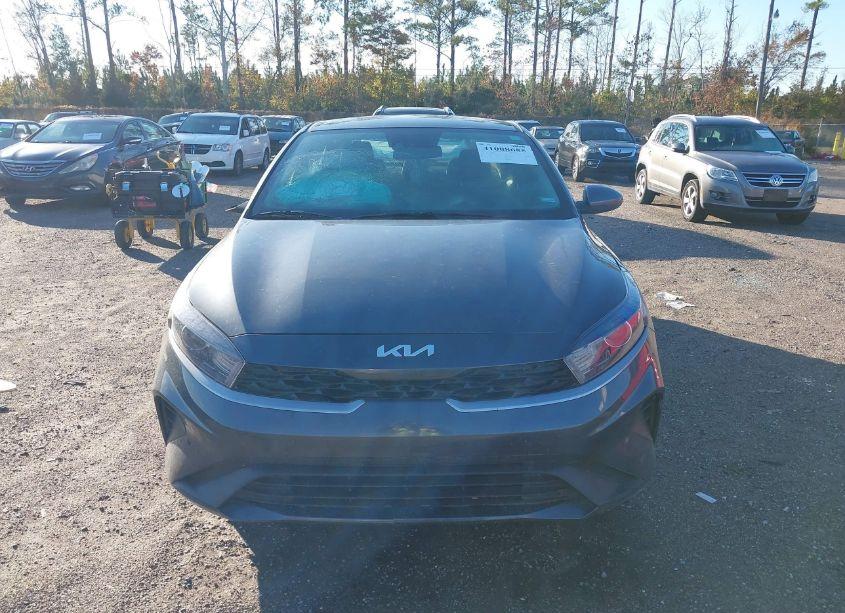 Photo 12 of 2024 Kia Forte LXS (VIN 3KPF24AD1RE735233)