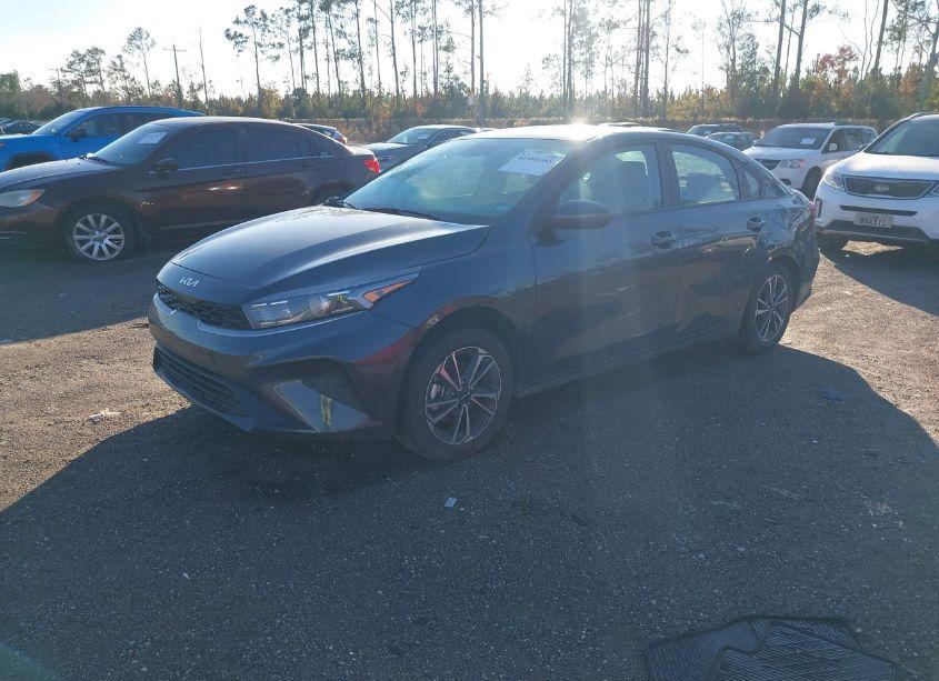 Photo 2 of 2024 Kia Forte LXS (VIN 3KPF24AD1RE735233)