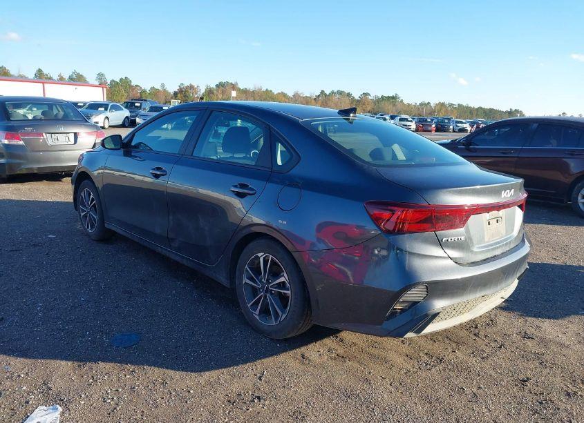 Photo 3 of 2024 Kia Forte LXS (VIN 3KPF24AD1RE735233)