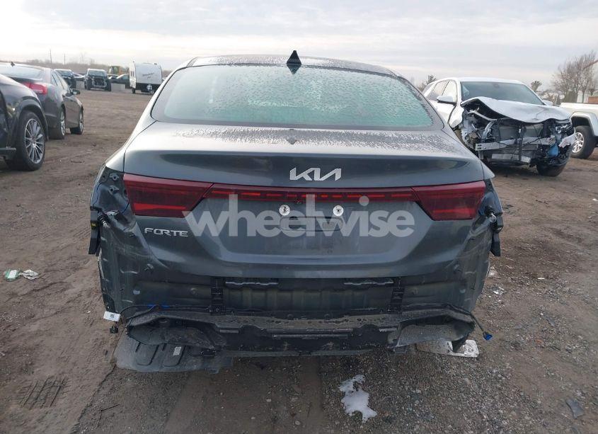 Photo 16 of 2024 Kia Forte LXS (VIN 3KPF24AD1RE739914)