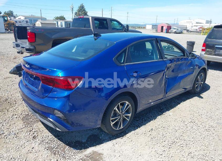 Photo 4 of 2024 Kia Forte LXS (VIN 3KPF24AD1RE742764)