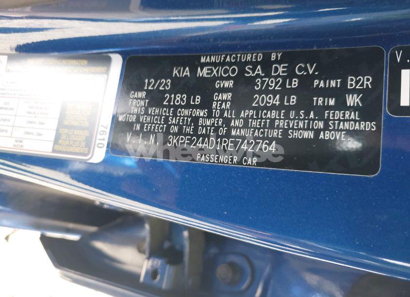 Photo 9 of 2024 Kia Forte LXS (VIN 3KPF24AD1RE742764)