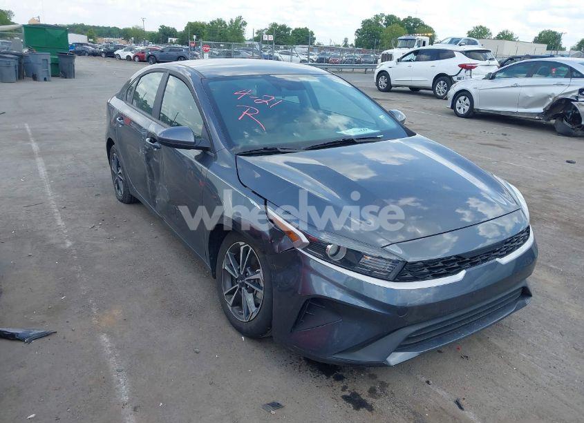 2024 Kia Forte LXS (VIN 3KPF24AD1RE744241) main photo