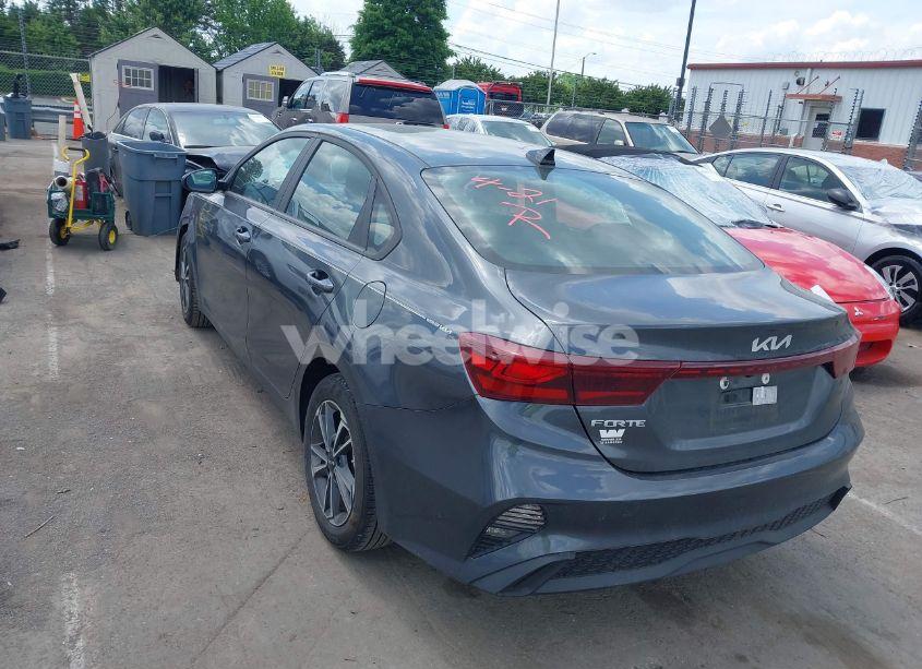 Photo 3 of 2024 Kia Forte LXS (VIN 3KPF24AD1RE744241)