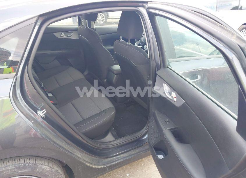 Photo 8 of 2024 Kia Forte LXS (VIN 3KPF24AD1RE744241)