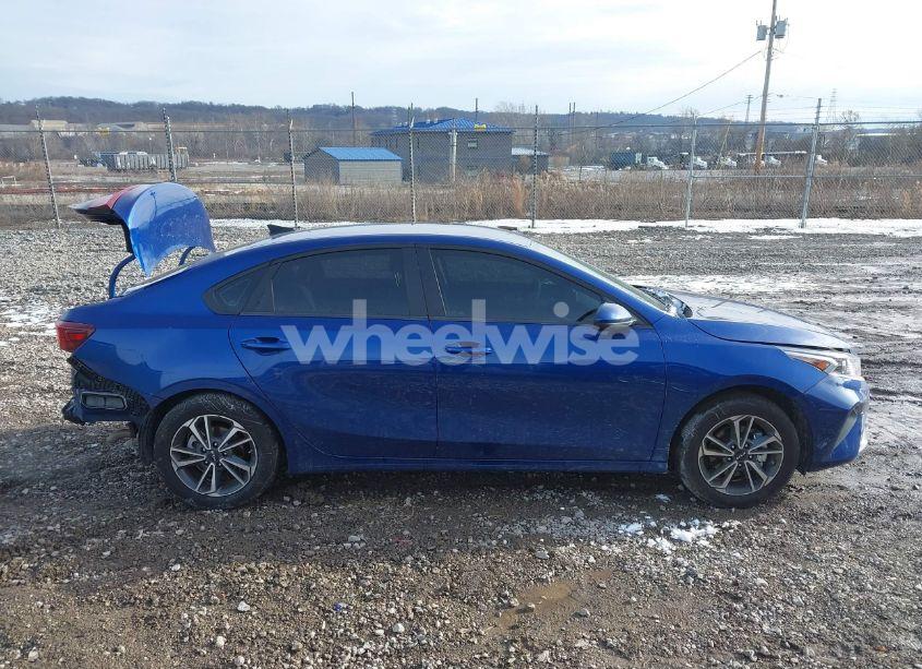 Photo 14 of 2024 Kia Forte LXS (VIN 3KPF24AD1RE745888)