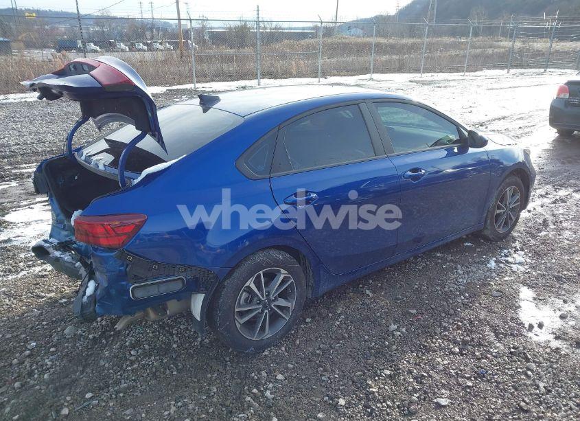 Photo 4 of 2024 Kia Forte LXS (VIN 3KPF24AD1RE745888)