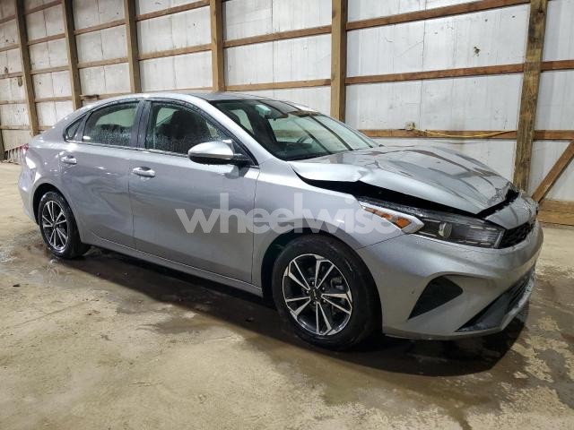 Photo 5 of 2024 KIA FORTE LX (VIN 3KPF24AD1RE756566)
