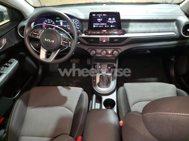 Photo 9 of 2024 KIA FORTE LX (VIN 3KPF24AD1RE756566)