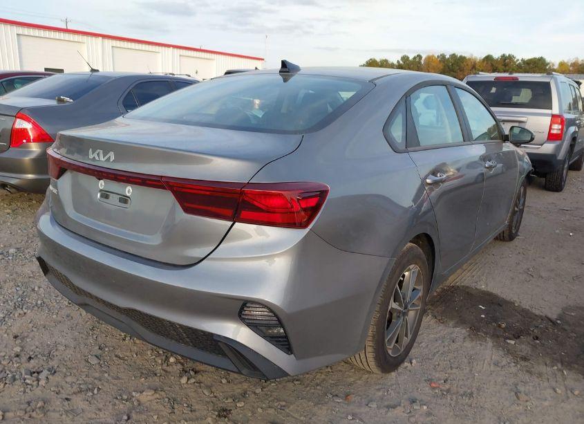 Photo 4 of 2024 Kia Forte LXS (VIN 3KPF24AD1RE757619)