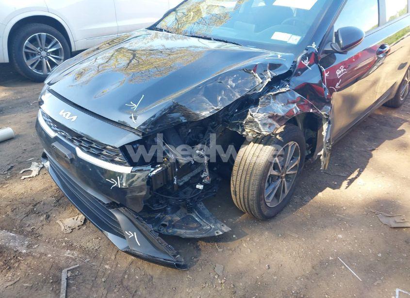 Photo 6 of 2024 Kia Forte LXS (VIN 3KPF24AD1RE758267)