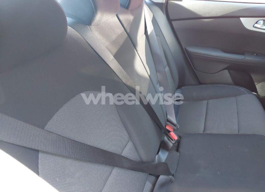 Photo 8 of 2024 Kia Forte LXS (VIN 3KPF24AD1RE758267)